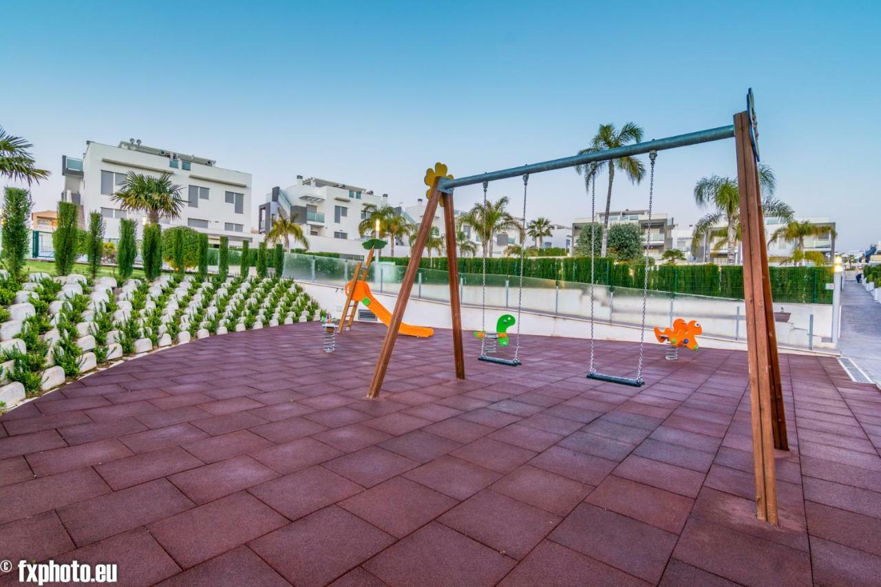 Eluxuria Sunny Villa Torrevieja Exteriör bild