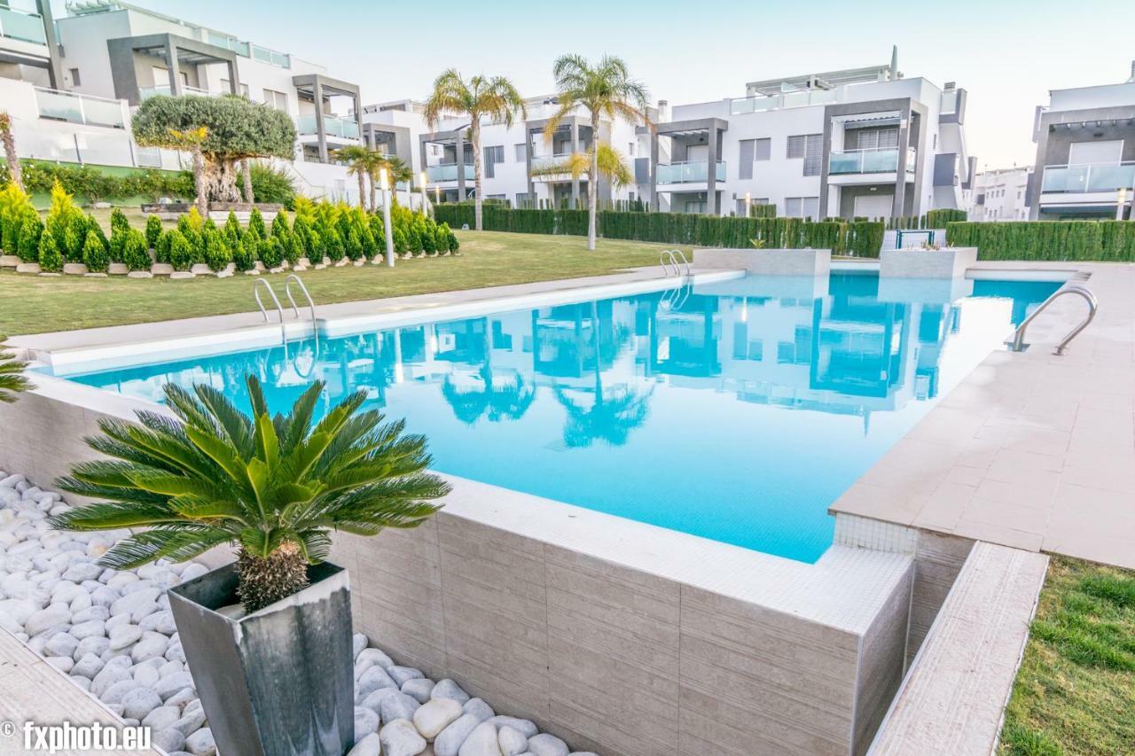 Eluxuria Sunny Villa Torrevieja Exteriör bild
